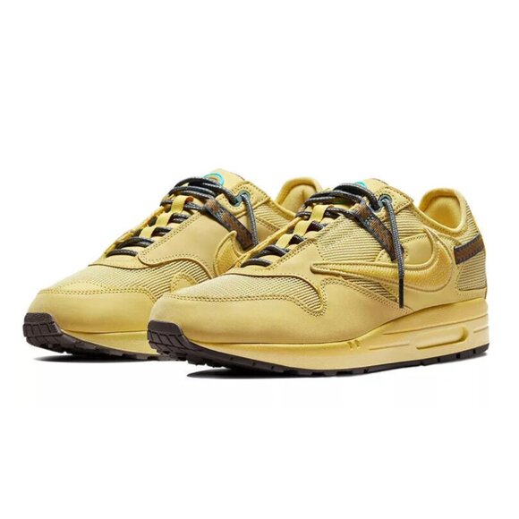 NIKE X TRAVIS SCOTT AIR MAX SATURN GOLD NIKE X TRAVIS SCOTT AIR